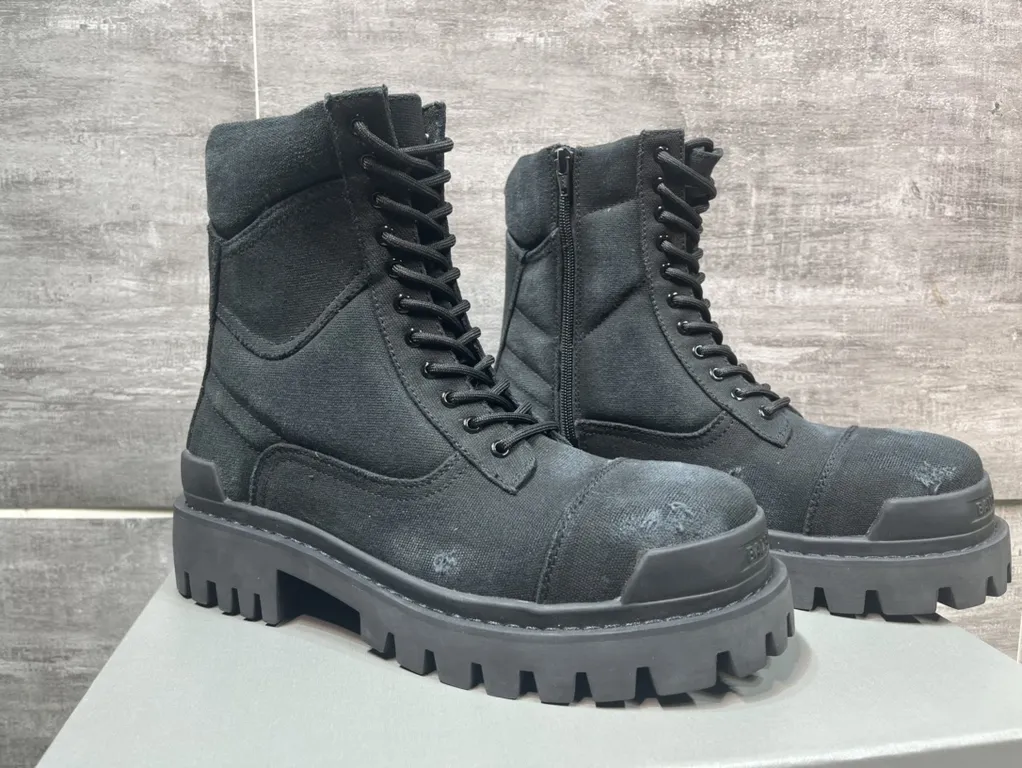 Balenciaga Shoe 